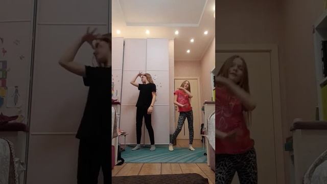 лёд лёд сутки напролёт лёд лёд я смотрю в окно кто меня заберёт смотреть онлайн