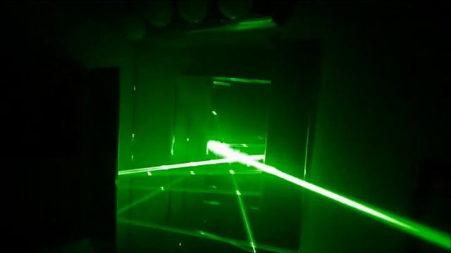 Vapor, Laser and Mirrors смотреть онлайн
