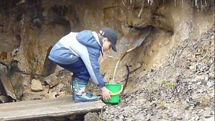 Живая вода "Серебряный ключ" (ТВ КОМ, Теледоктор) смотреть онлайн