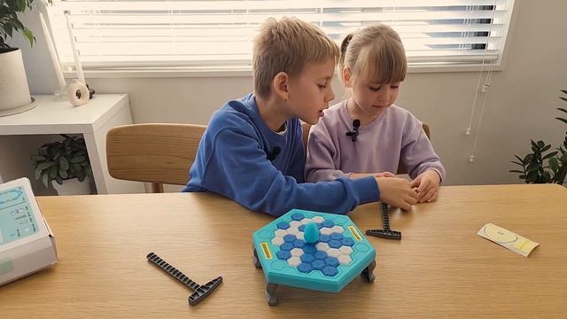 Настольная игра "Пингвин на льдине" смотреть онлайн