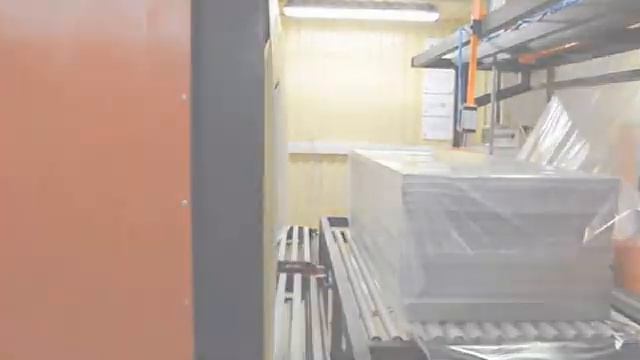 ТМ-1ПМ2 Упаковка крупногабаритной продукции в ПЭ пленку (гипсокартон). смотреть онлайн