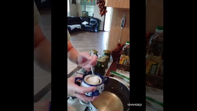 МАРИНОВАННЫЕ ХРУСТЯЩИЕ ОГУРЧИКИ с томатной пастой. смотреть онлайн