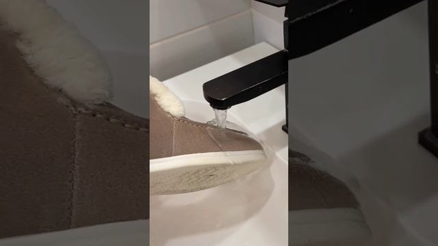 Водоотталкивающий спрей DeeZ артикул WB 180922889 OZON 1136898939 смотреть онлайн