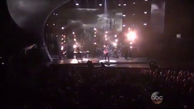 Miranda Lambert Bathroom Sink +leslie nord2 смотреть онлайн