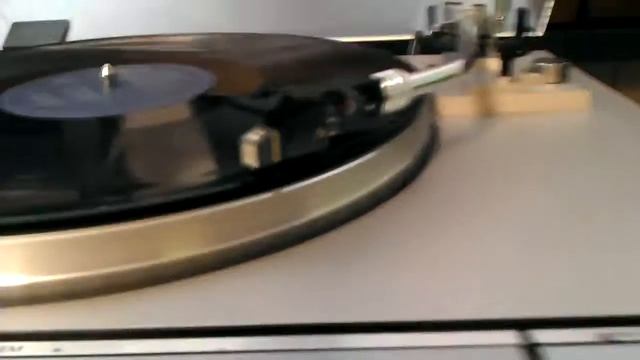 JVC.QL-A5 DIRECT drive quartz turntable смотреть онлайн