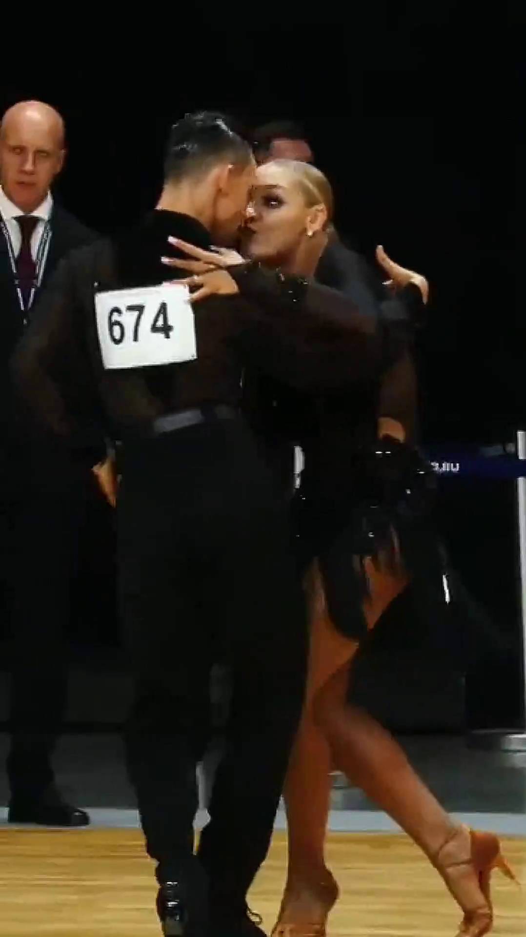 Бальные танцы. Чемпионат России 2024 смотреть онлайн