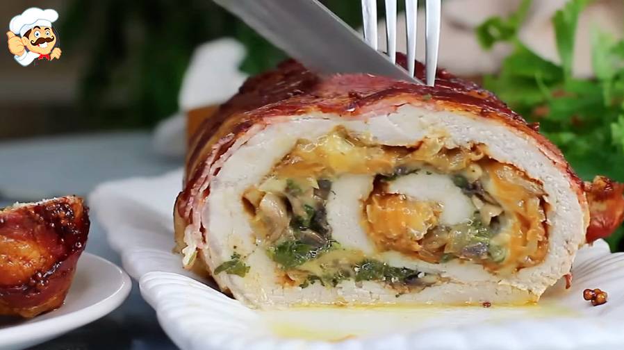 Удивите своих гостей на рождественском ужине! Сочная фаршированная свиная вырезка в беконе смотреть онлайн