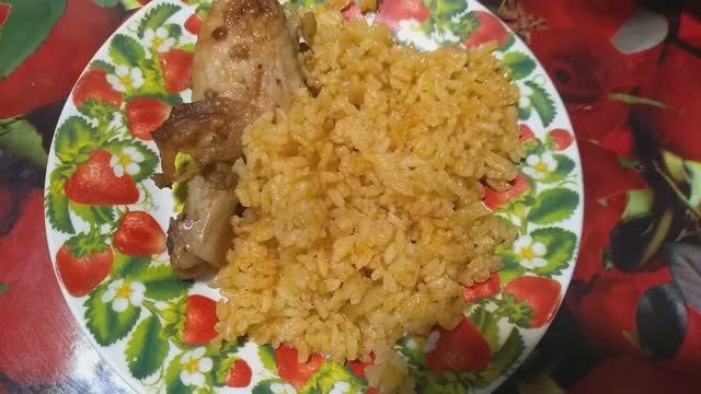 РАССЫПЧАТЫЙ РИС В СКОВОРОДЕ смотреть онлайн