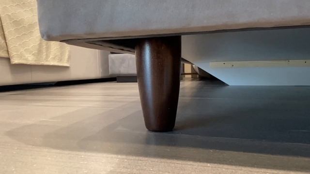 Интерьерная кровать 