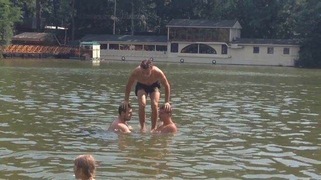 Сальто в воду смотреть онлайн
