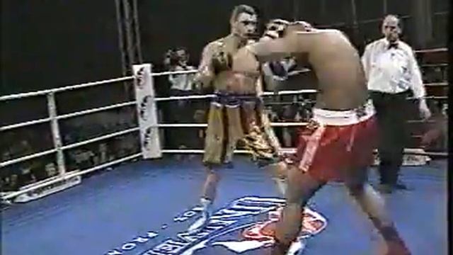Vitali Klitschko vs Calvin Jones смотреть онлайн