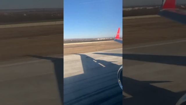 Посадка Boeing 737 Минеральные Воды смотреть онлайн
