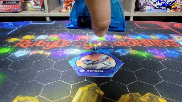 Bakugan: Deka Stingzer Unboxing!!!! смотреть онлайн