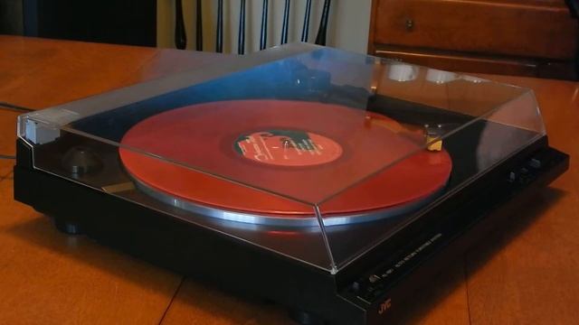 JVC AL-A110 Turntable