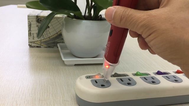 TECPEL, Non contact Voltage tester, AC Voltage detector, electric tester with LED light смотреть онлайн