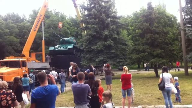 Дружковка, танк Т-34-85 возвращение! смотреть онлайн