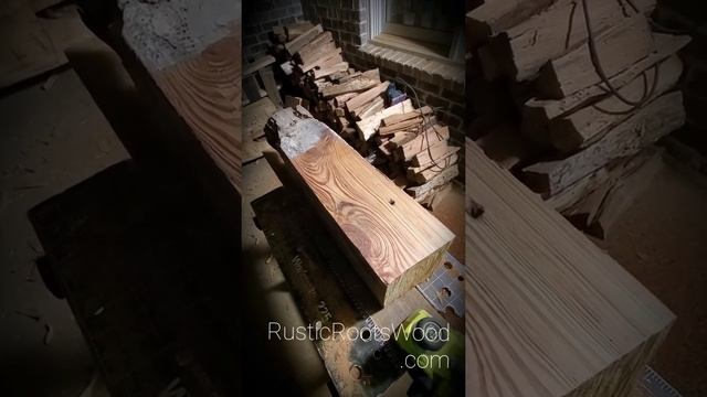 Giving 100 Year Old Reclaimed Heart Pine Beams a New Look смотреть онлайн