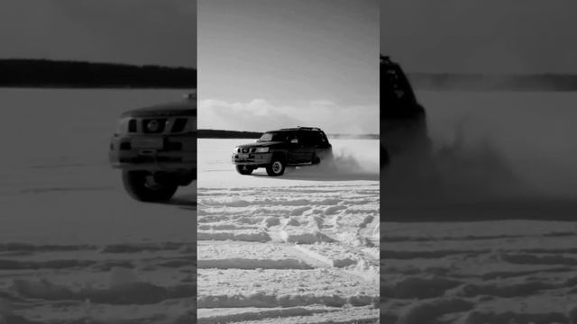 2,5 тонны на льду🦛 #sakhalin#patrol#offroad#tb48#winter#snow#drift#drive#dri смотреть онлайн