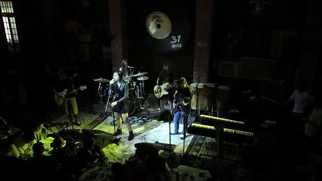 Everybody talks смотреть онлайн