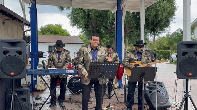 Antes De Que Te Vayas - Conjunto Agave Azul смотреть онлайн
