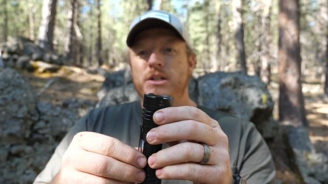 Wuben T1 - Tactical Flashlight - 2000 Lumens смотреть онлайн