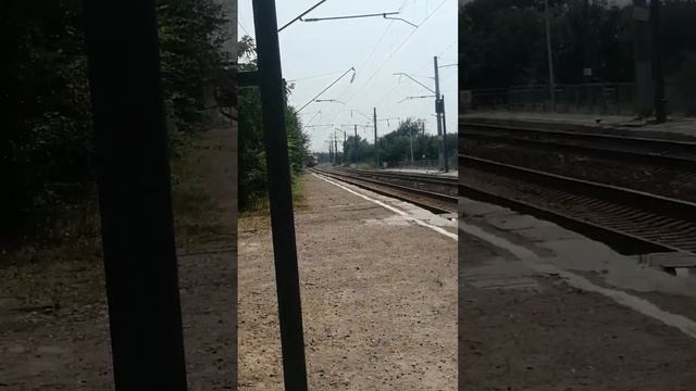 Электровоз ЭП1М 480 с пассажирским поездом Москва-Таганрог. смотреть онлайн