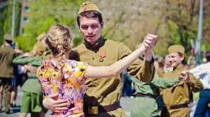 Песня Ах, эти тучи в голубом