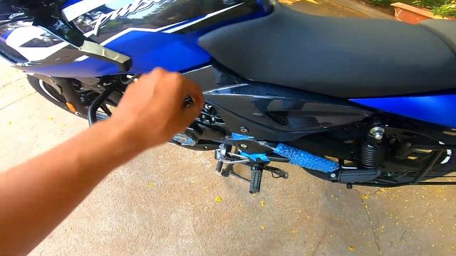 2021 Bajaj Pulsar 220F - Matte Blue !! Walkaround & Price!! смотреть онлайн
