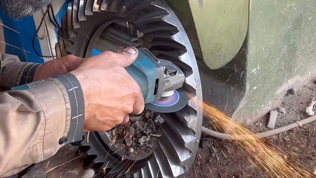 Repairing Broken Differential Gear Ring || Restoration Crown Wheel Amazing Process || смотреть онлайн