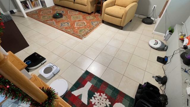 Robot vacuum party! Who can pick up the most? смотреть онлайн