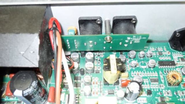 Behringer INUKE1000 DSP Amplifier Repair смотреть онлайн