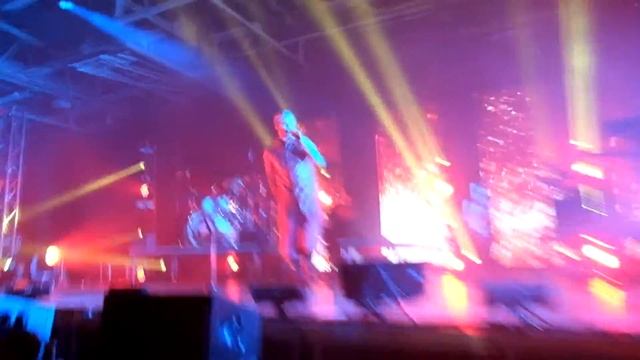 Adam Lambert -Welcome to the showFryshuset Arenan 23/4 2016 STOCKHOLM смотреть онлайн