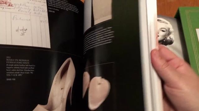 MarilynGeek Sneak Peek Julien's Auctions Marilyn Monroe Boxset смотреть онлайн