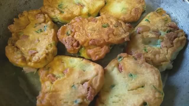 ЛЕНИВЫЕ ПИРОЖКИ. КОГДА ЛЕНЬ ЖАРИТЬ ПИРОЖКИ смотреть онлайн