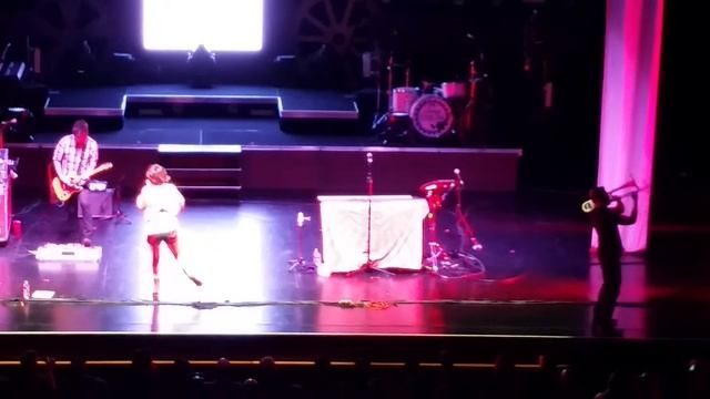 Karmin смотреть онлайн