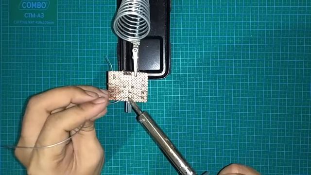 DIY Adjustable Voltage Regulator DC to DC | Step Down Module LM317 | 1.4V to 35V смотреть онлайн