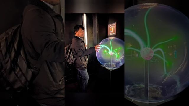 Exploring the Camera Obscura and World of Illusions at Edinburgh, Scotland 🏴󠁧󠁢󠁳󠁣󠁴󠁿 😊 #familyvlog смотреть онлайн