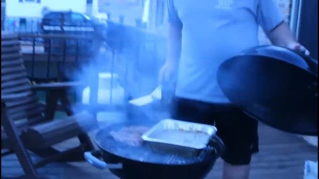 ribeye mushroom n swiss sandwiches on the weber kettle grill смотреть онлайн