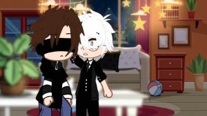 Реакция Ромы на поцелуй ребят (РОТОНЫ)