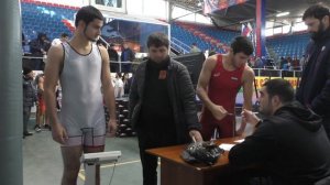 Взвешивание борцов до 57 и 74 кг. Умахановский 2022.