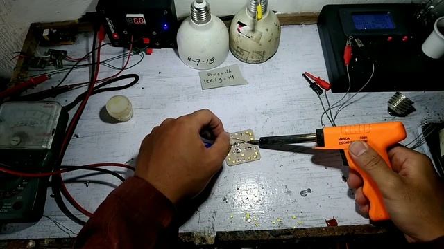 tutorial cara servis lampu LED matsugi 20 watt modif chip led 6volt ke 9volt смотреть онлайн