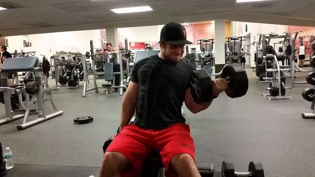 50 pound seated DB curls смотреть онлайн