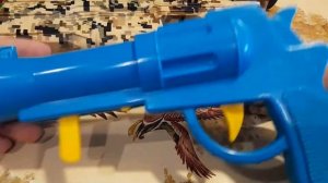 Обзор на игрушечные пистолеты