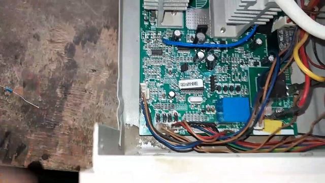 Microtek eb900 inverter No charging ⚡️only beep sound |||inverter soulation(v. k.)|| смотреть онлайн