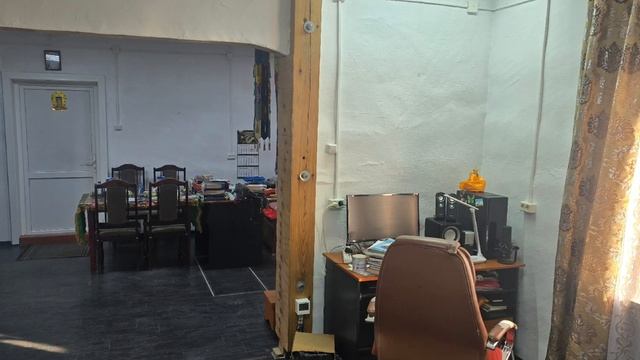 Заселился в отремонтированный офис смотреть онлайн