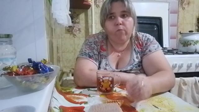 Мукбанг, тыква запеченная в сметане и чаек с печенюшками. смотреть онлайн