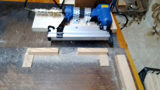 Пневмостеплер и стол для сборки рамок!!! смотреть онлайн