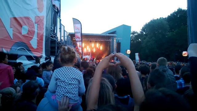Trelaze,NRJ --Indila смотреть онлайн
