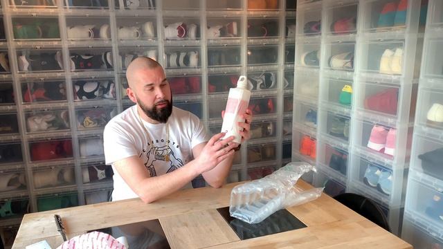 Unboxing : Supreme / SIGG CYD 1.0L Water Bottle SS19 - White смотреть онлайн