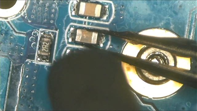 You can spot a shorted ceramic capacitor, you don’t need to inject power on the shorted power rail смотреть онлайн